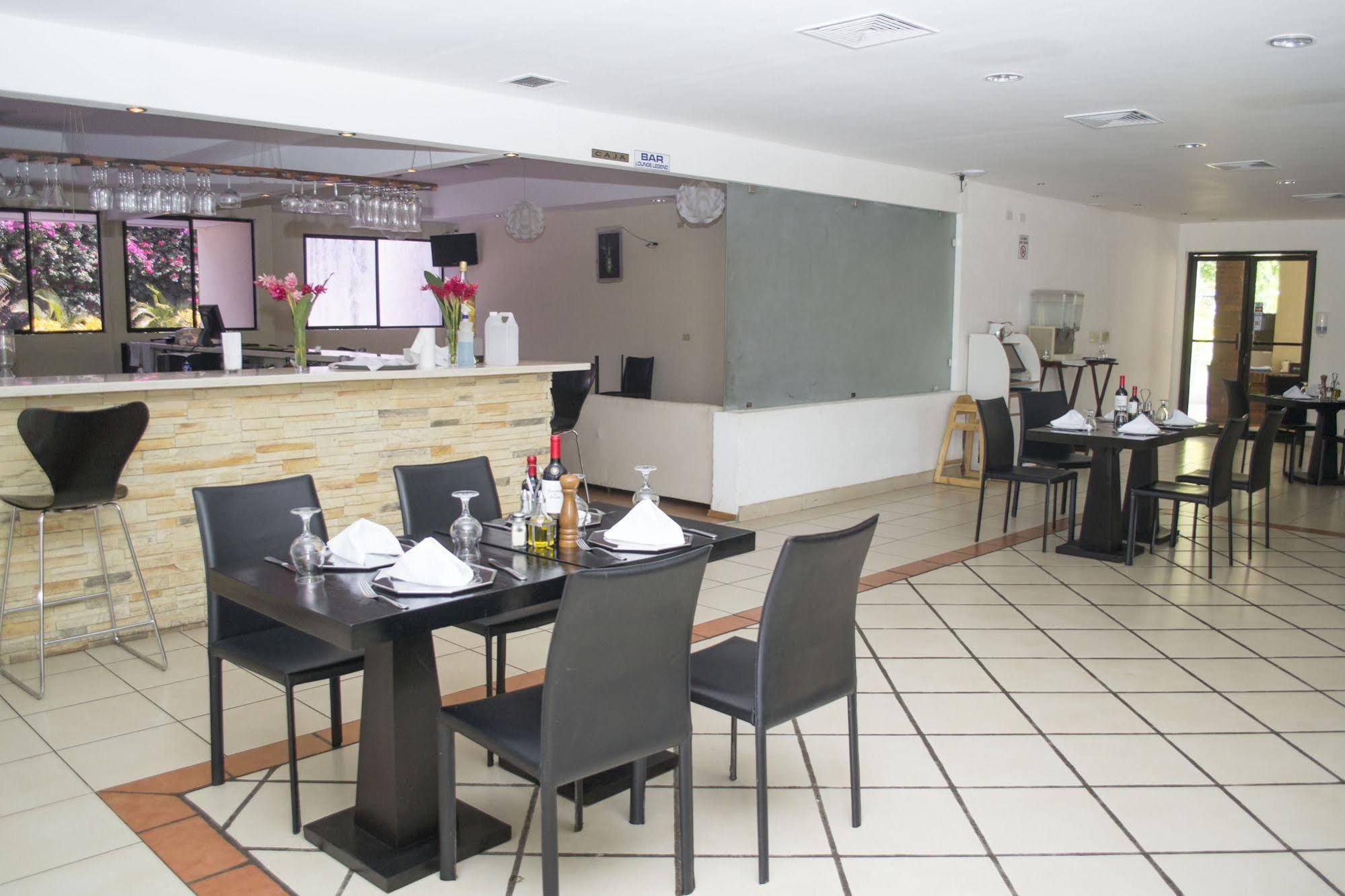 Farallones Hotel 치난데가 외부 사진